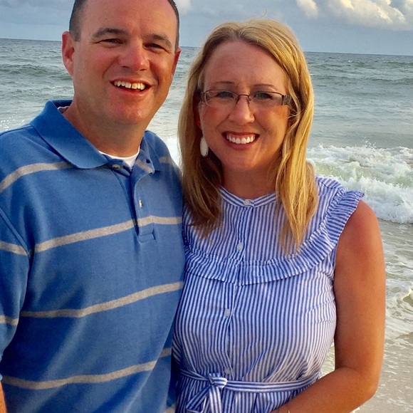 Meet your Posher, Holly - Picture 1 of 2